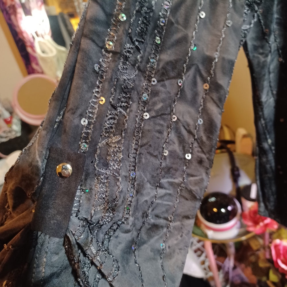 XL Cardigan - Picture 9 of 9